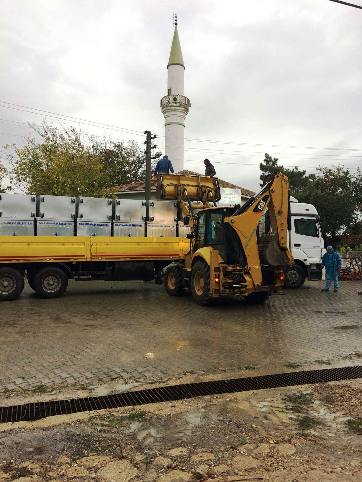 Süleymanpaşa 281 Yeni Çöp Konteynerine Kavuştu