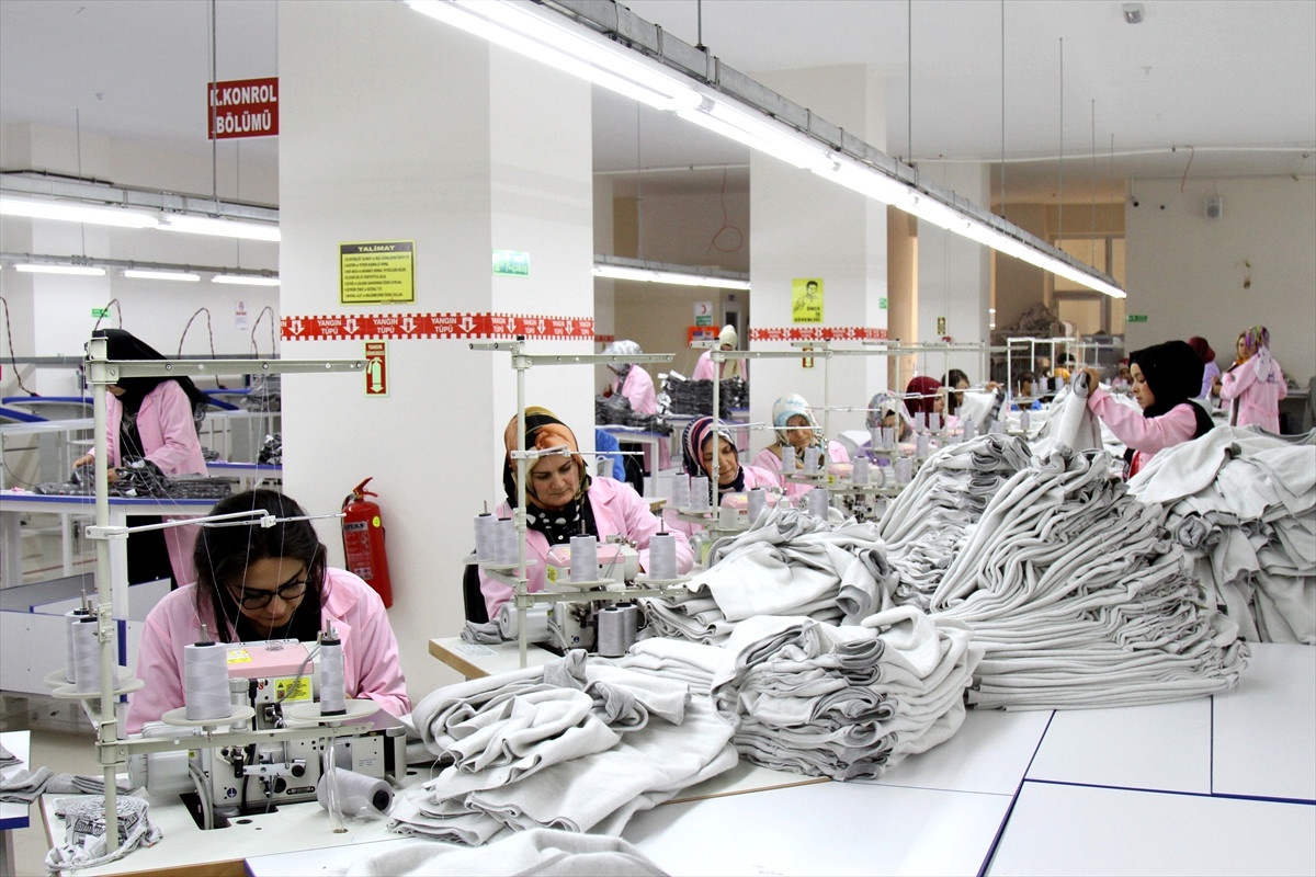 Van\'da Yeni Açılan Fabrika 300 Kişiye İş İmkanı Sağladı