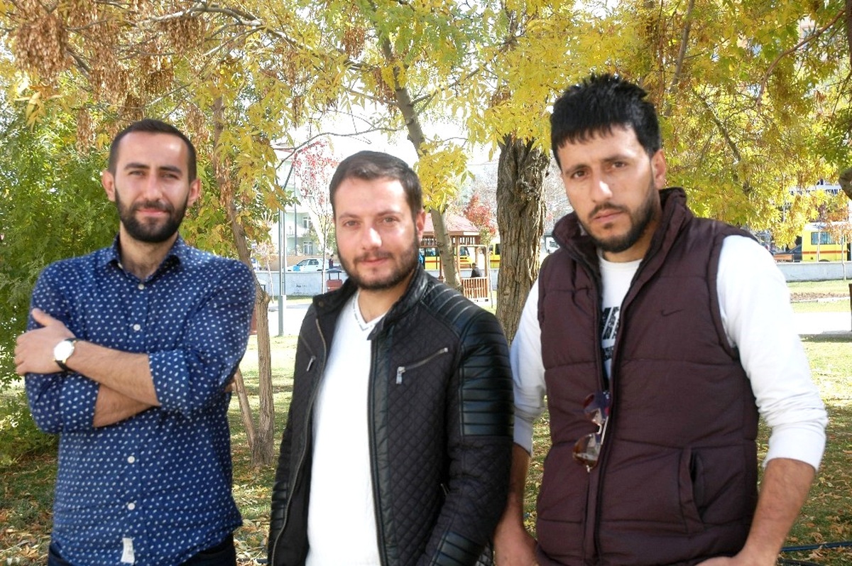 Van\'ın Ulaşım Sorununu Mizah Yoluyla Gündeme Taşıdılar