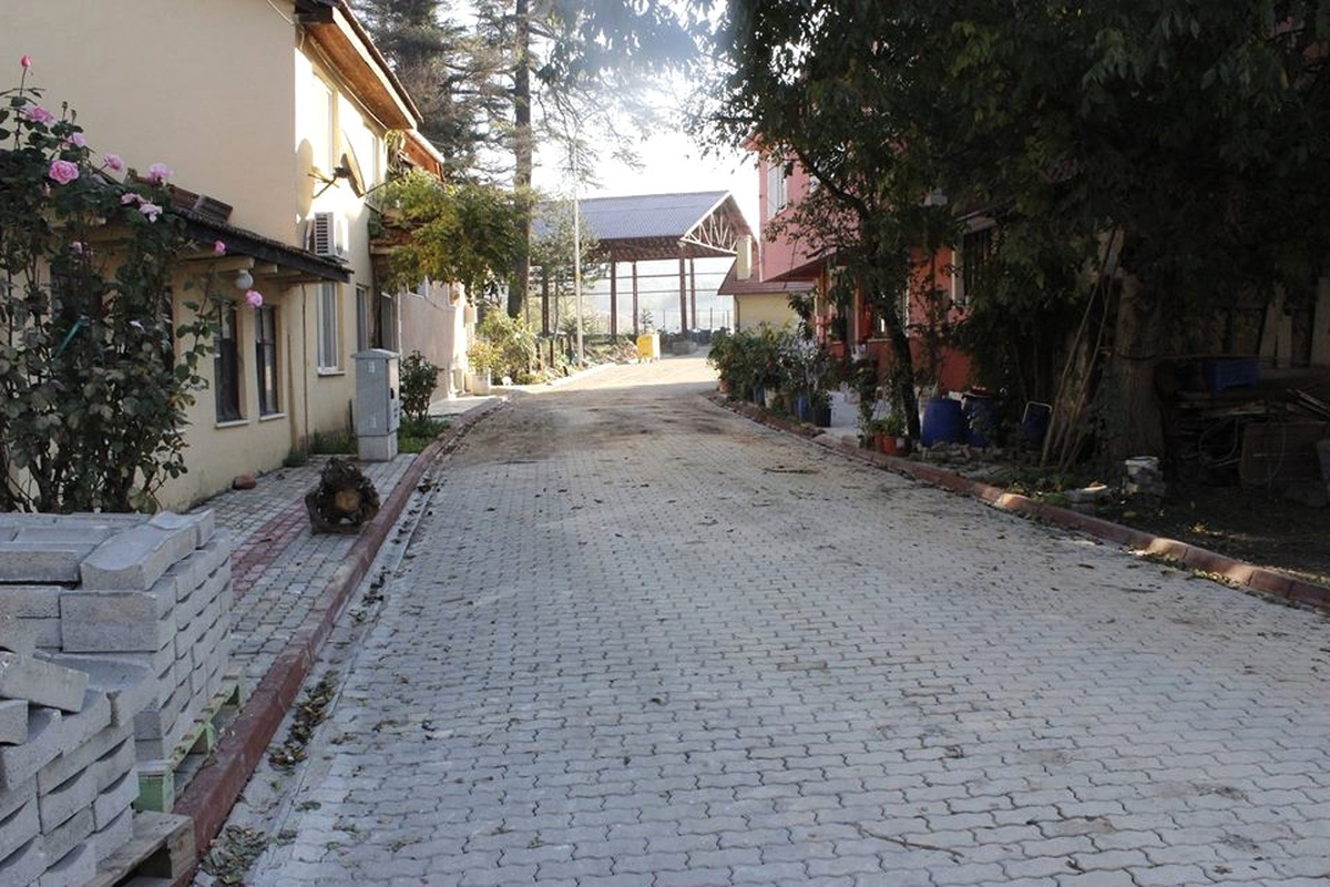 Vezirhan\'da İstasyon Meydanı Düzenleme Çalışmaları