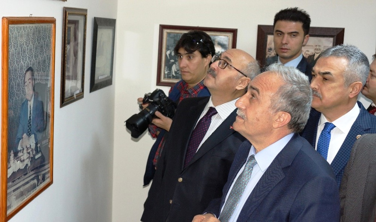 Bakan Fakıbaba, Adnan Menderes\'in Köyünü Ziyaret Etti