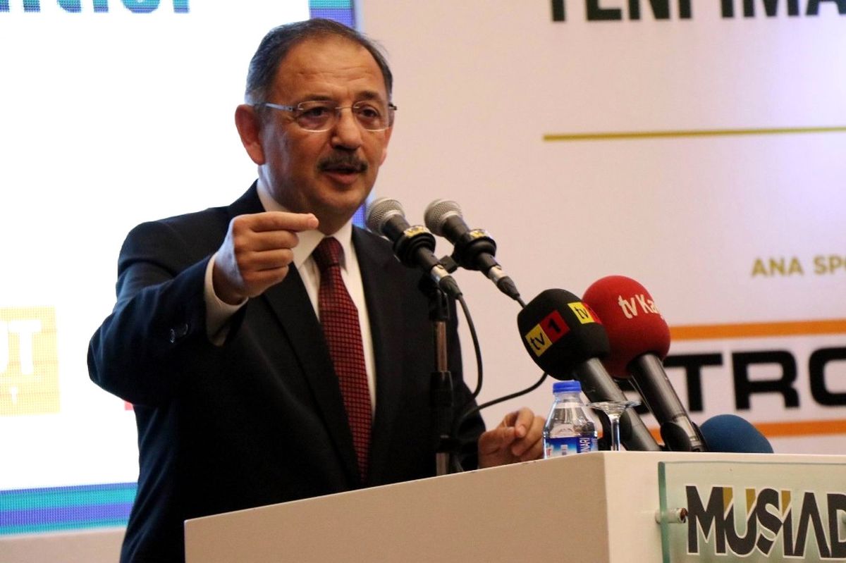 Bakan Özhaseki: "Şehirleri Hep Beraber Ortak Bir Sorumluluk ile Mahvetmişiz"