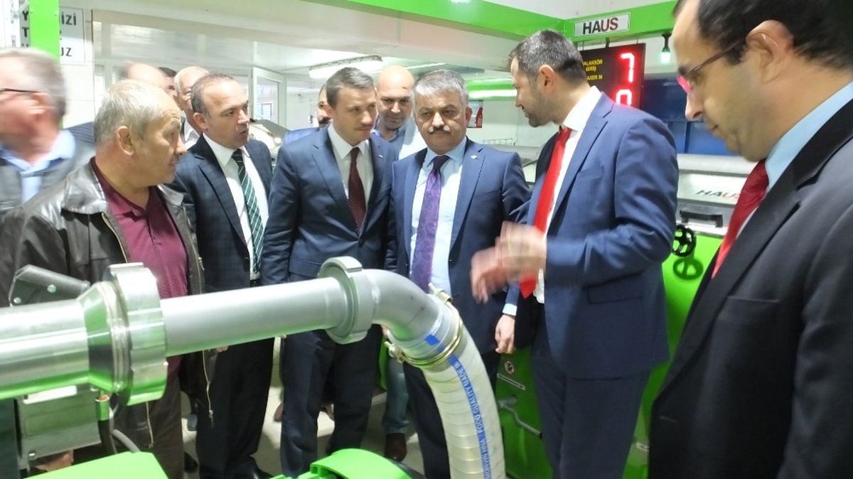 Burhaniye\'de 150 Yıllık Zeytinyağı Fabrikası Devlet Desteği ile Yenilendi