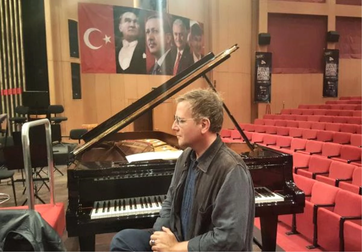 Erdoğan Hayranı Fransız Piyanist, Piyano Festivalinde