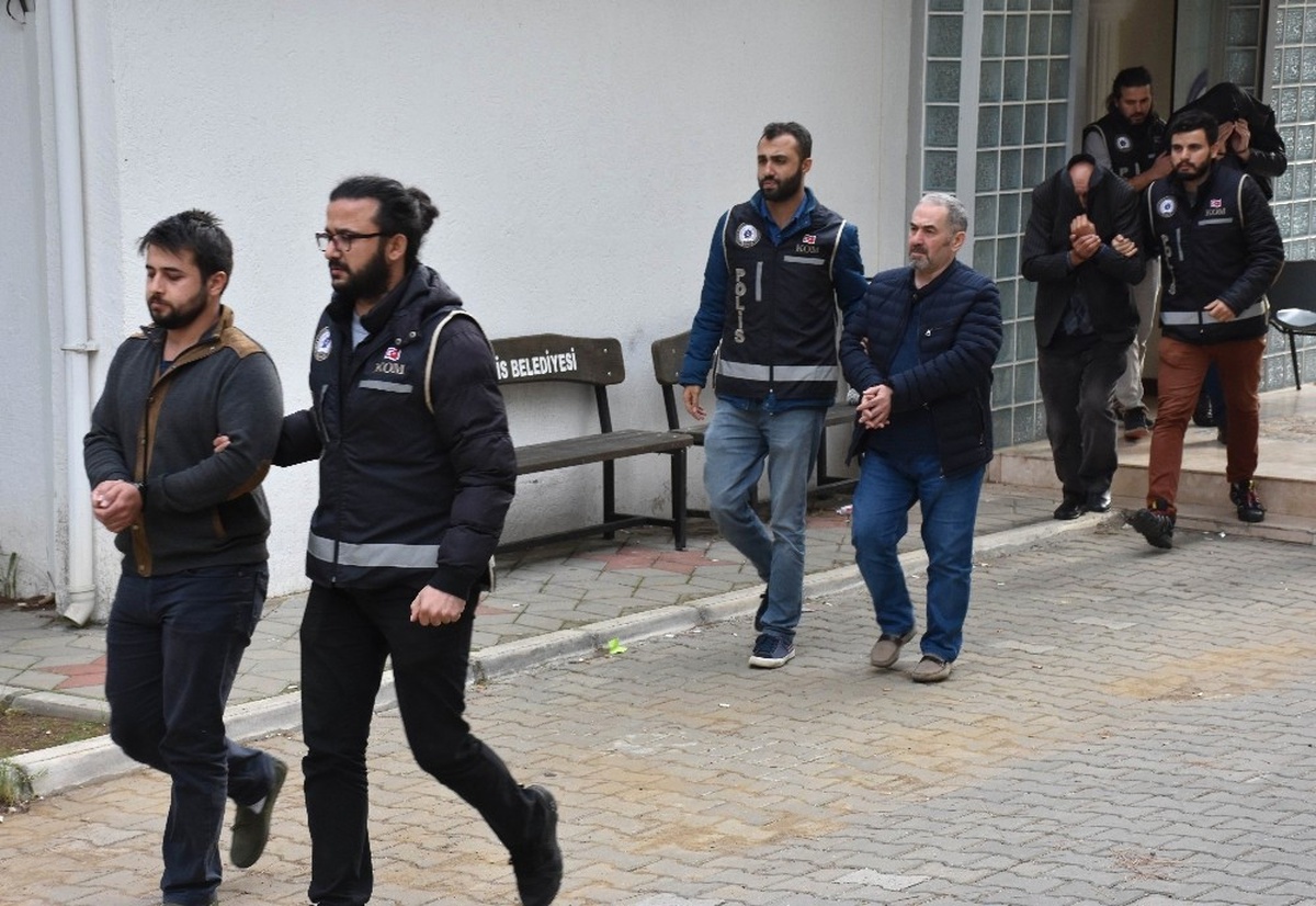 Fetö\'nün Firari Aydın İl Sorumlusu Kaçarken Yakalandı
