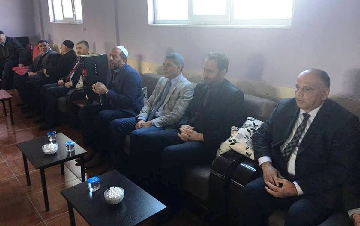 Kaymakam Özkan\'dan Şehit Ailesine Taziye Ziyareti