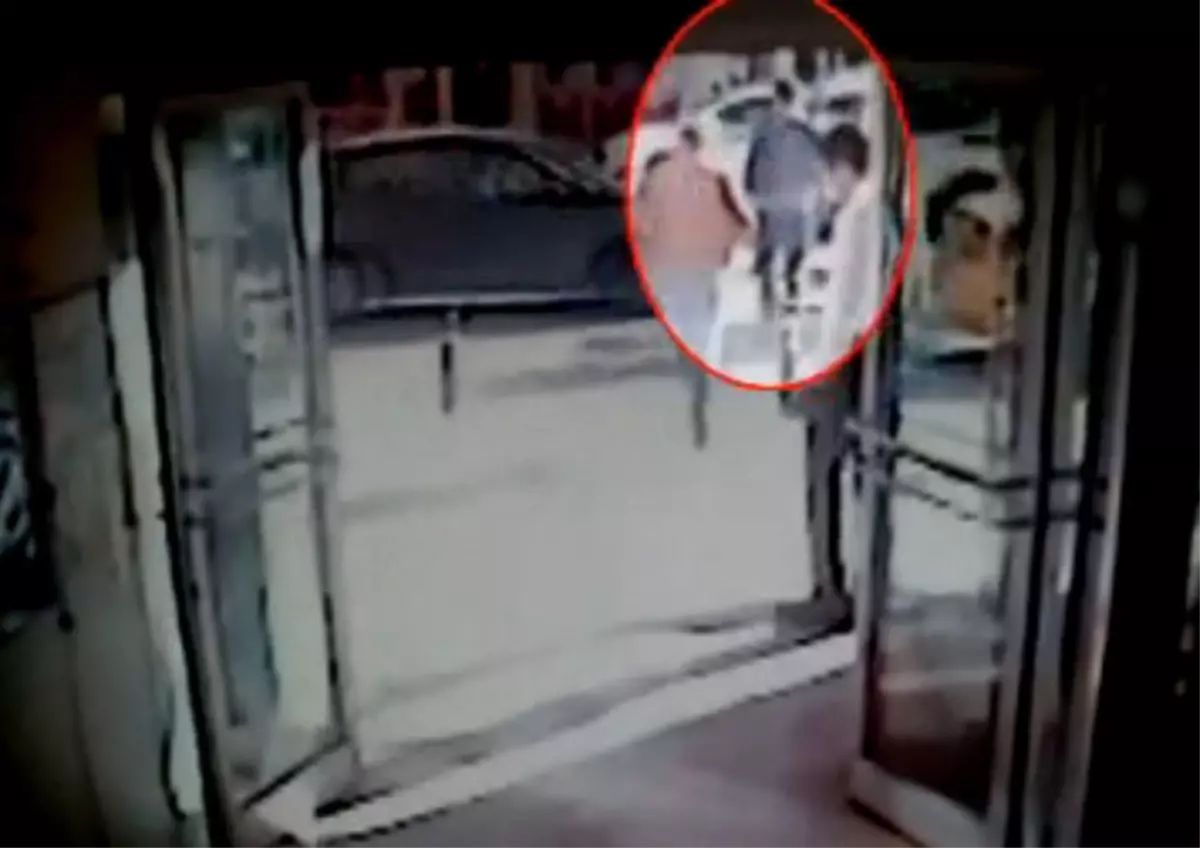 Kendini Avukat Olarak Tanıtıp Taksiciyi Gasp Etti