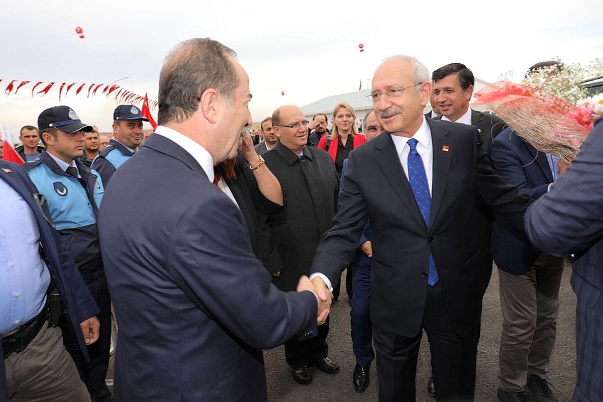 Kılıçdaroğlu, 2019 Yerel Seçimlerinde Edirne Adayı Olarak Gürkan\'ı İşaret Etti