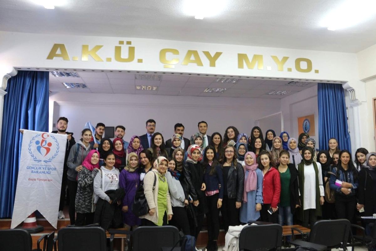 Merkezim Her Yerde" Projesi Çay\'da Devam Etti