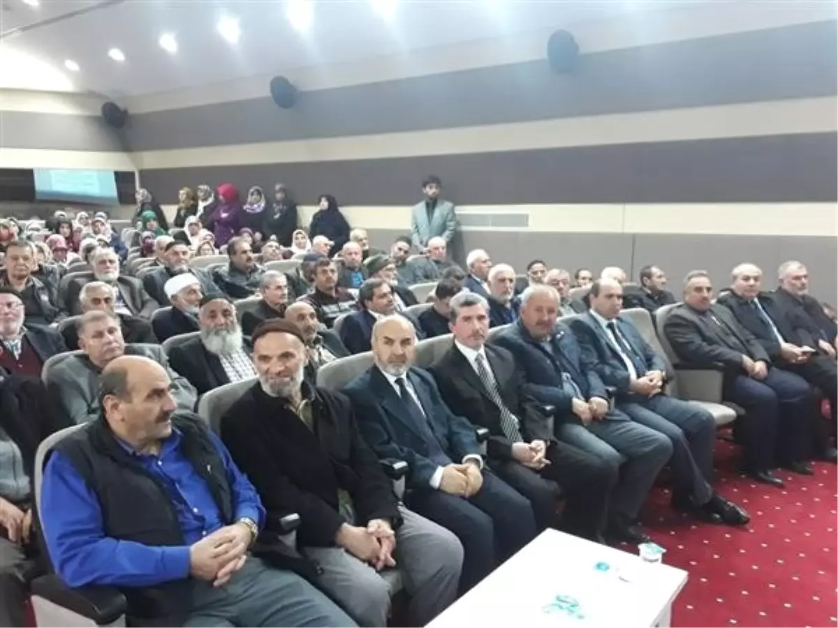 Müslümanca Düşünme ve Yaşama Sorumluluğu" Konferansı Yapıldı