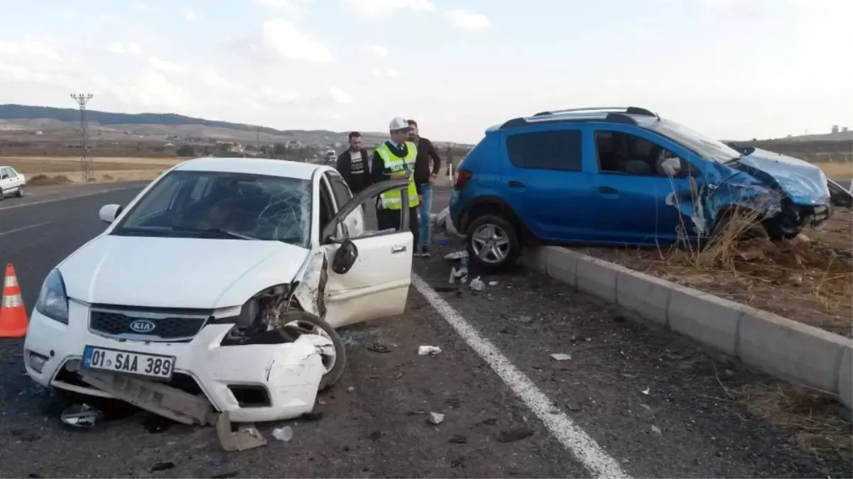 Nişanlısını Görmeye Giderken Kaza Yaptı: 9 Yaralı