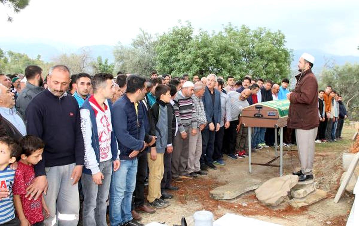 O İşitme Engelli, Ağaç Budadığı Makinenin Üzerine Düşüp Öldü (2)