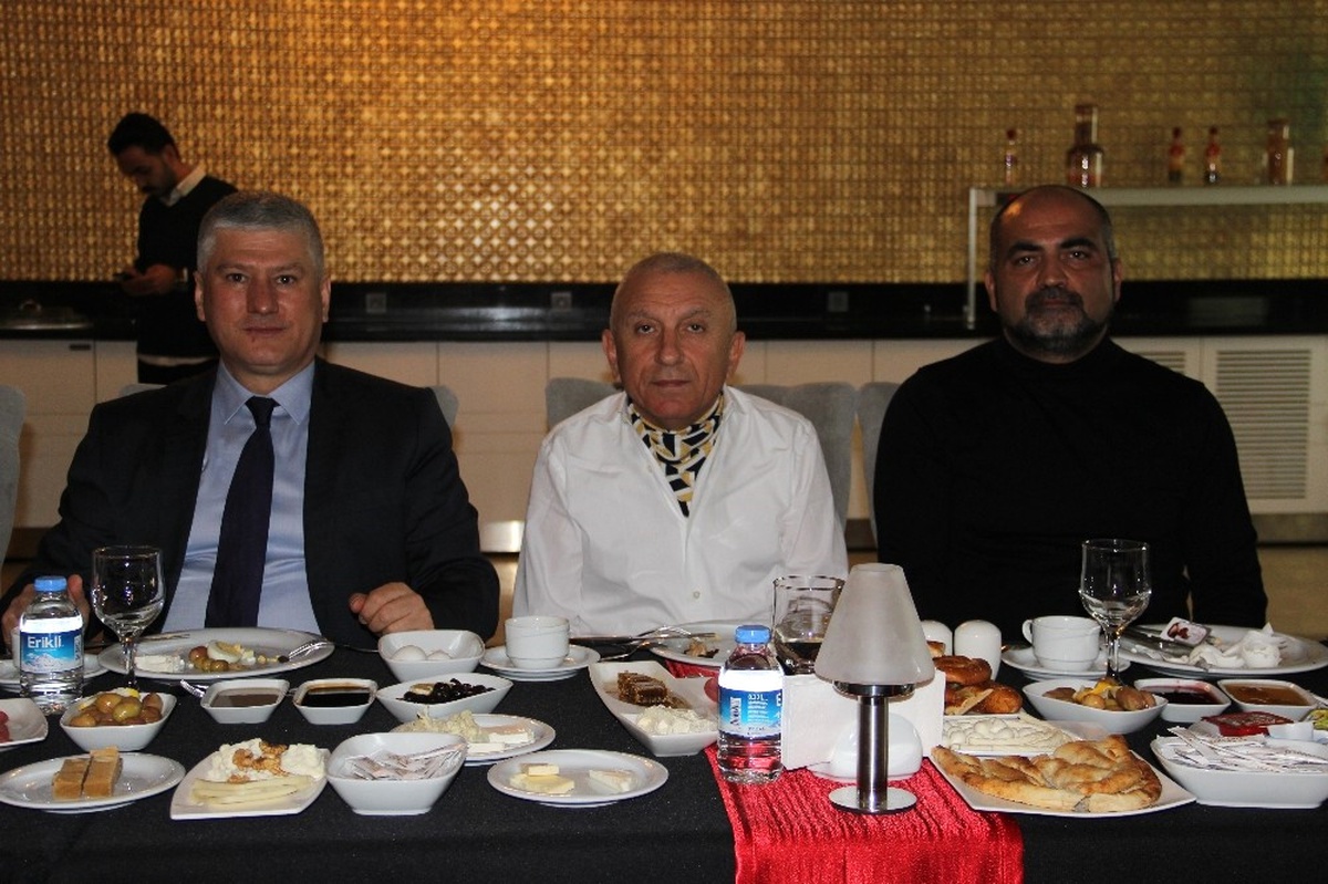 Öğrenciler Artık Poliçe Kesmeyi Öğrenerek Mezun Olacak