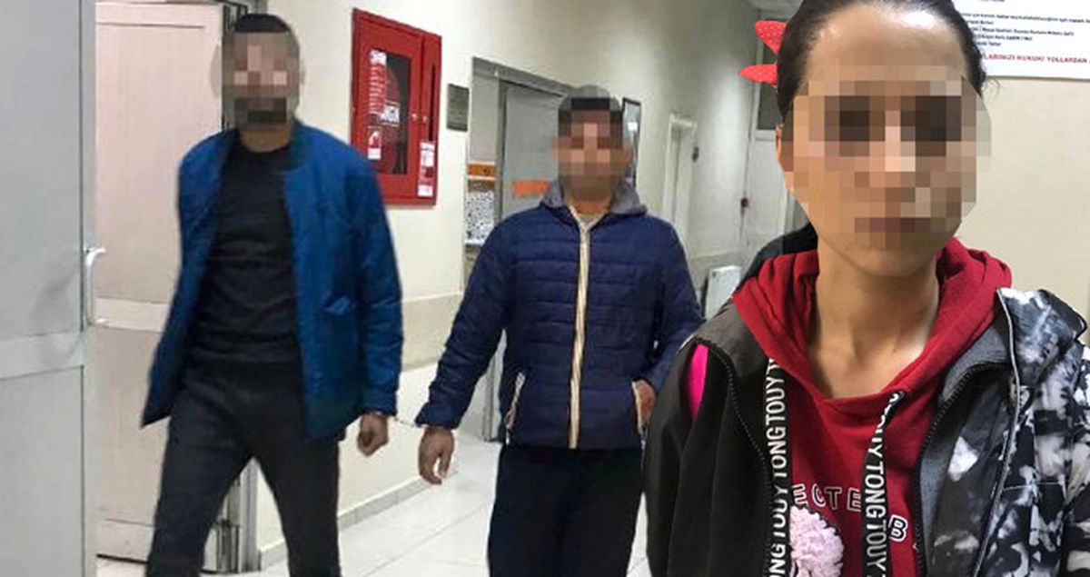 Genç Kız ve 3 Arkadaşı, Esrarı İç Çamaşırlarına Gizlemiş
