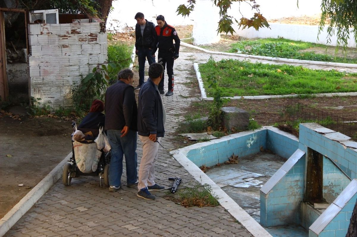 Pompalı Tüfekle Kahveyi Taradı: 2 Yaralı