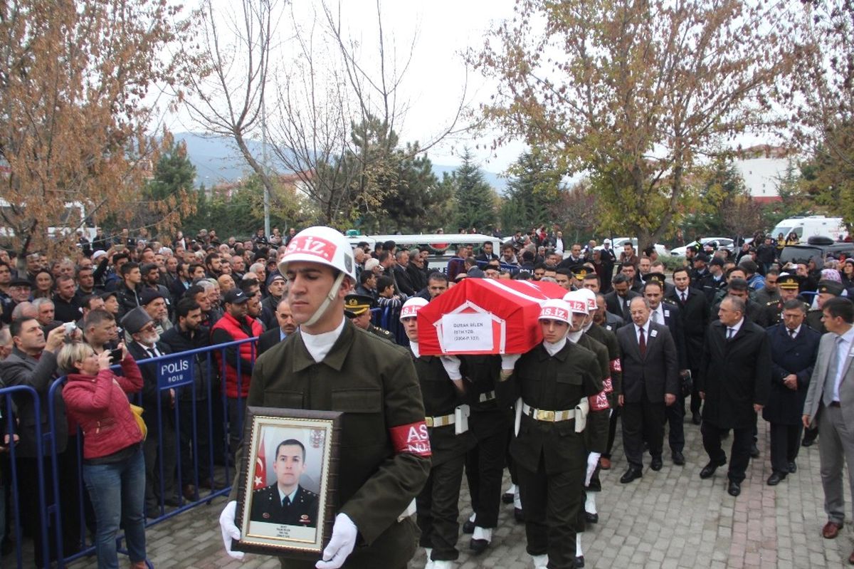 Şehit Yüzbaşı Son Yolculuğuna Uğurlandı