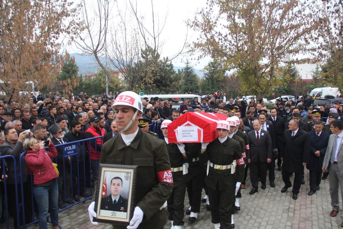 Şehit Yüzbaşı Son Yolculuğuna Uğurlandı