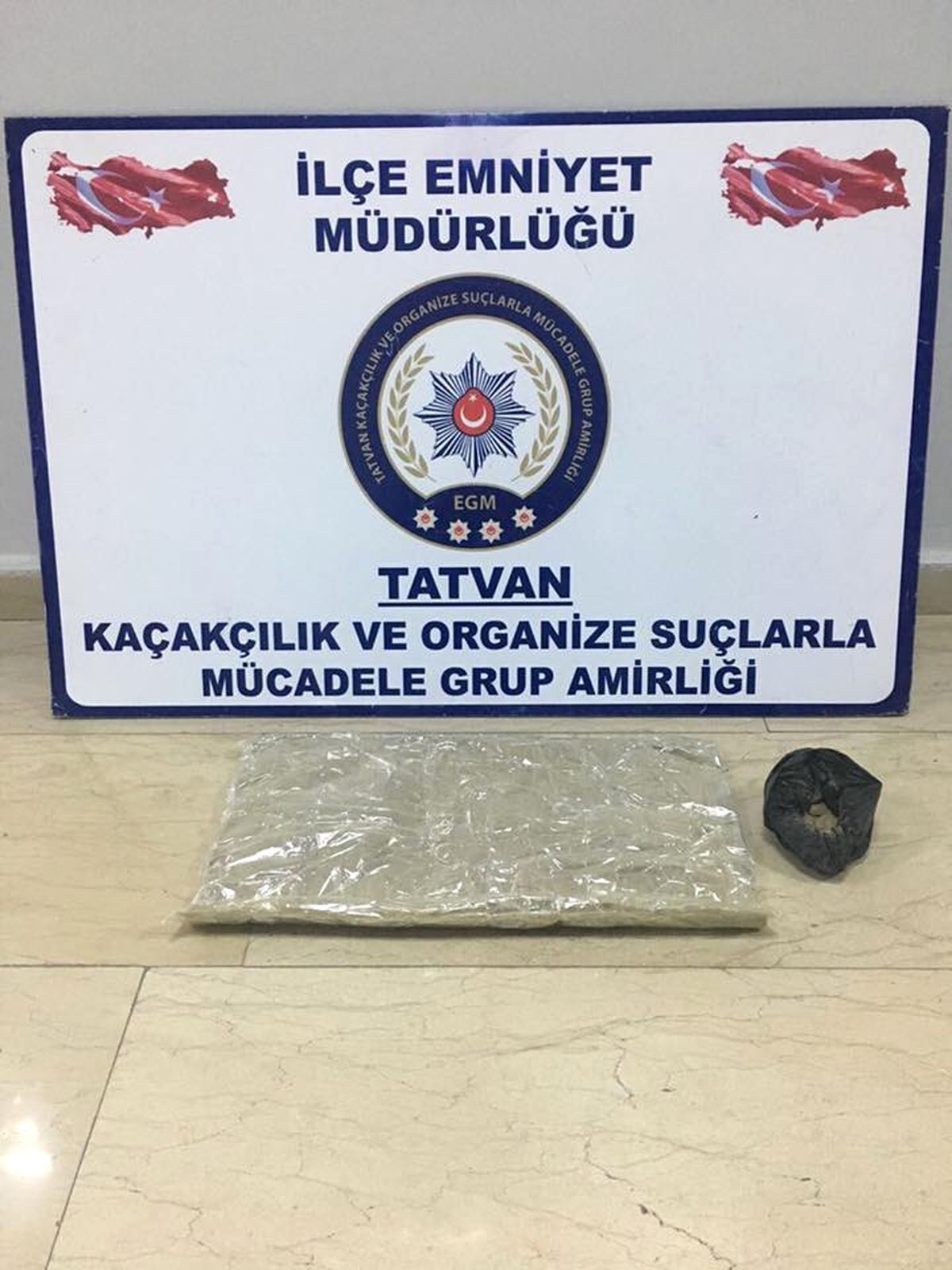 Tatvan\'da Uyuşturucu Operasyonu