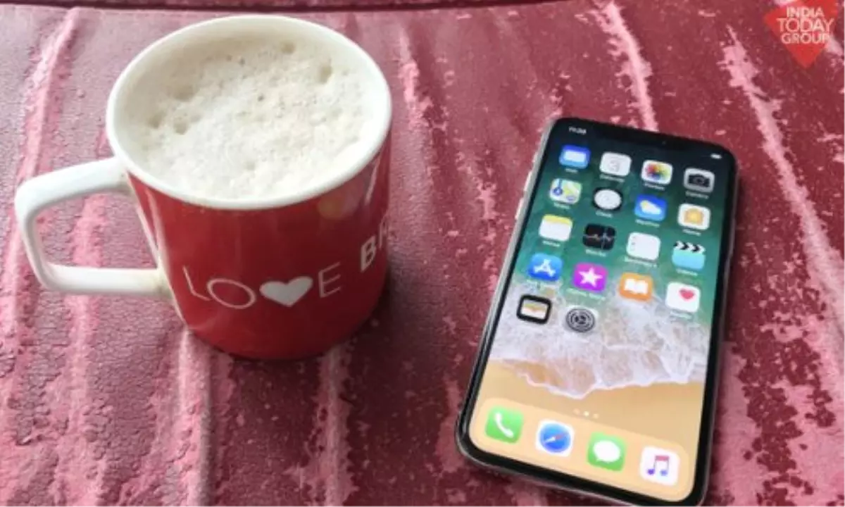 Tim Cook İphone X Kahve Parası Bile Değil Dedi!