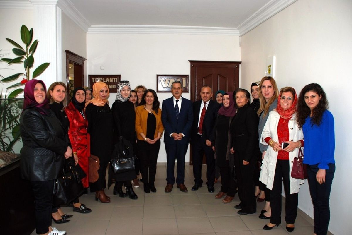 Vali Kalkancı: "Kadınların Çalışma Hayatında Yer Almalarını Destekliyoruz"