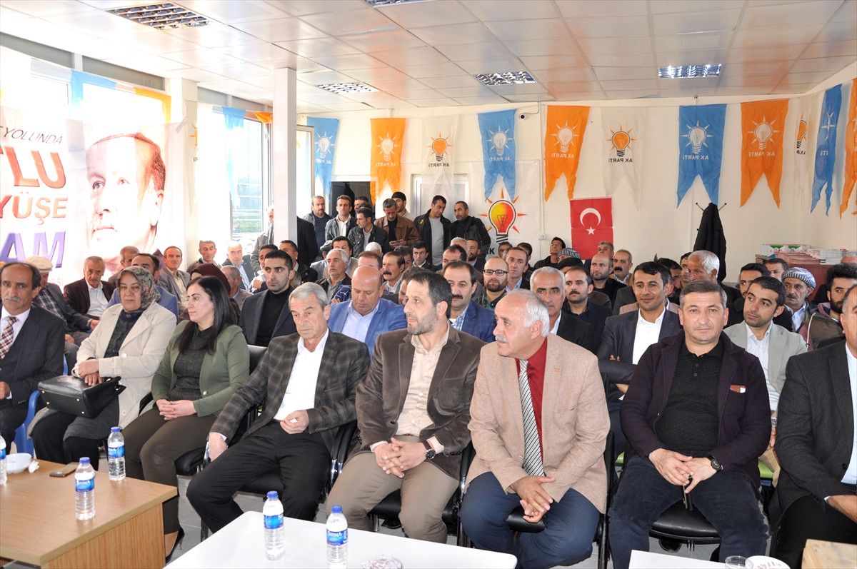 AK Parti Çukurca İlçe Kongresi Yapıldı