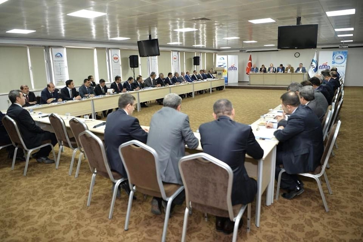 Bakan Tüfenkci: "Malatya\'nın Bölgenin Önemli Üretim Merkezlerinden Birisi Olması Noktasında Önünde...