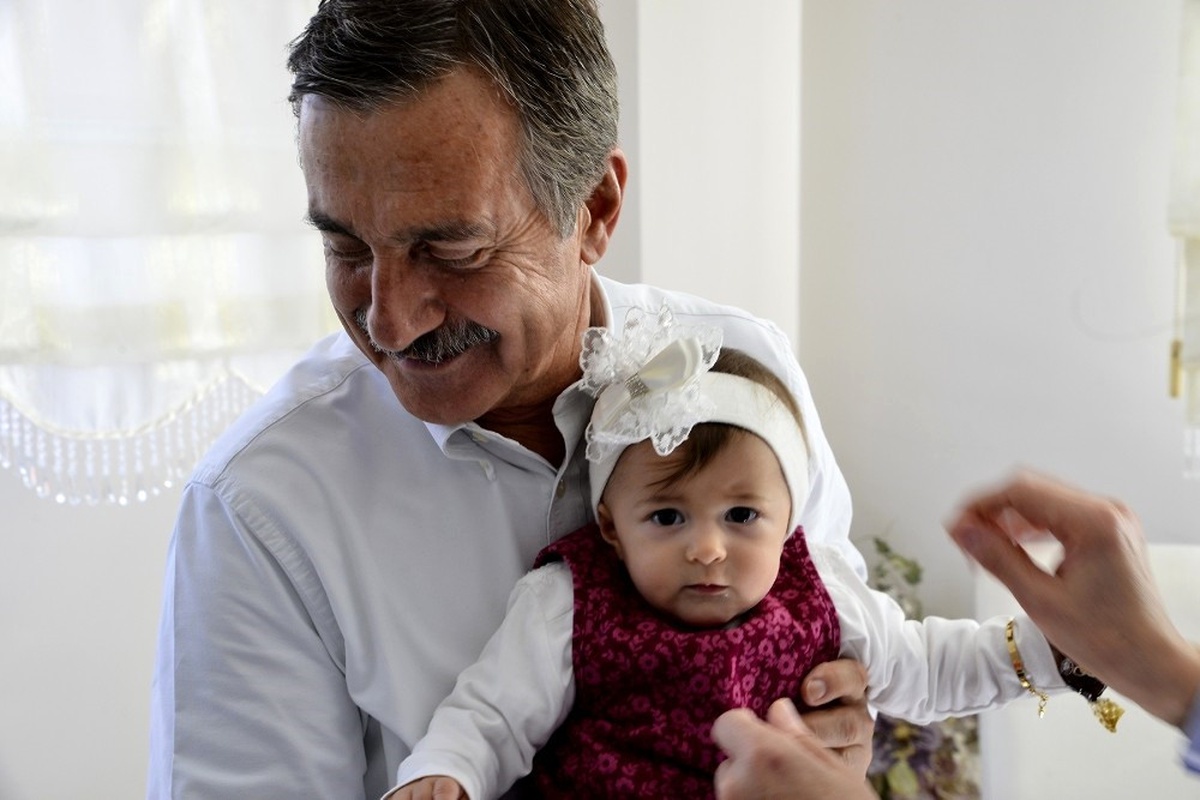 Başkan Ataç \'Hoş Geldin Bebek\' Ziyaretlerine Devam Ediyor