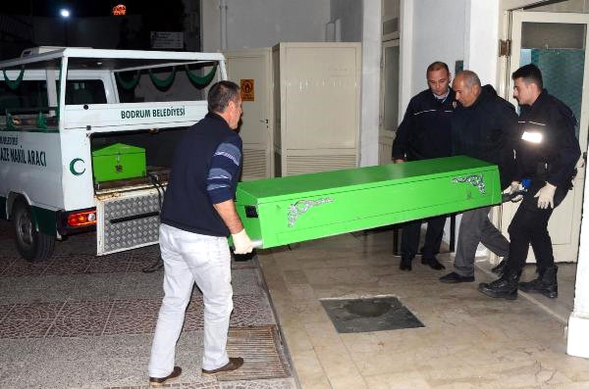 Bodrum\'da, Sara Hastasının Denizde Cesedi Bulundu