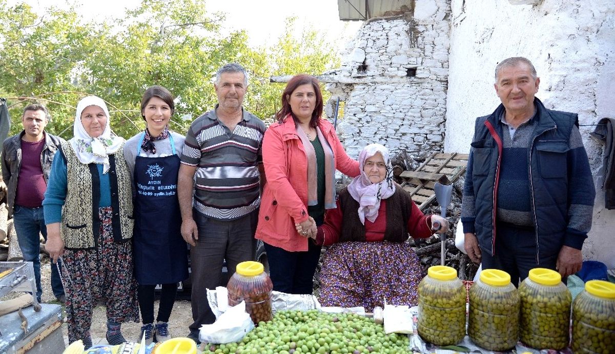 Başkan Çerçioğlu, Kavaklı ve Çakırbeyli Köy Pazarlarını Gezdi