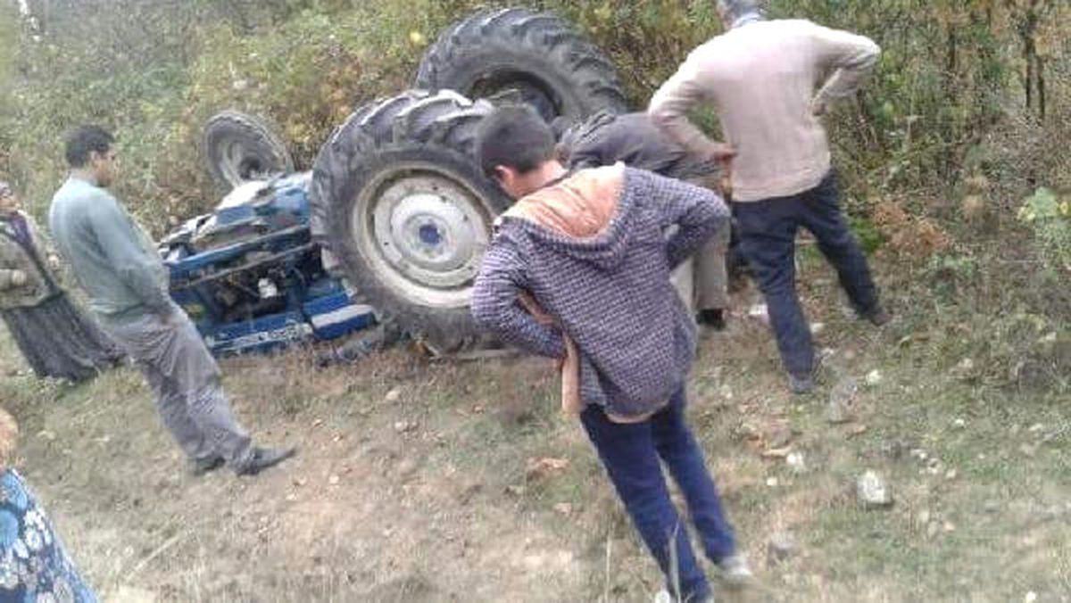 Devrilen Traktörün Sürücüsü Öldü