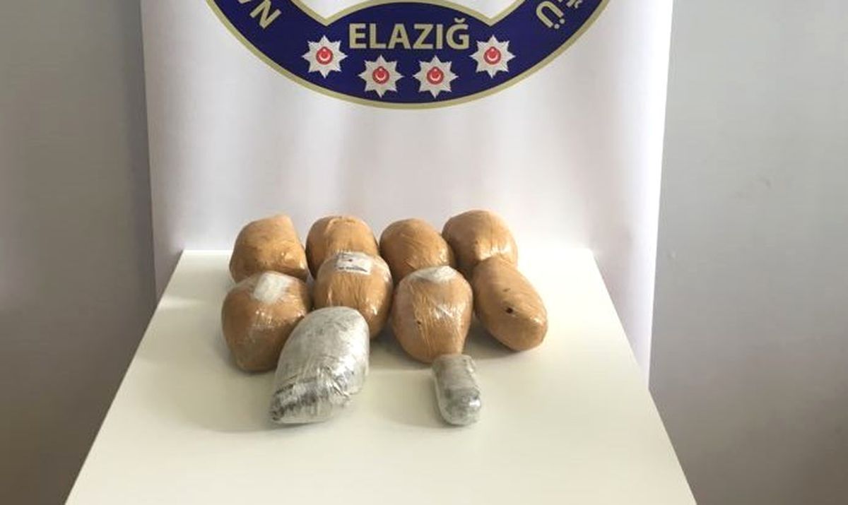 Elazığ\'da 9 Kilo Esrar Ele Geçirildi