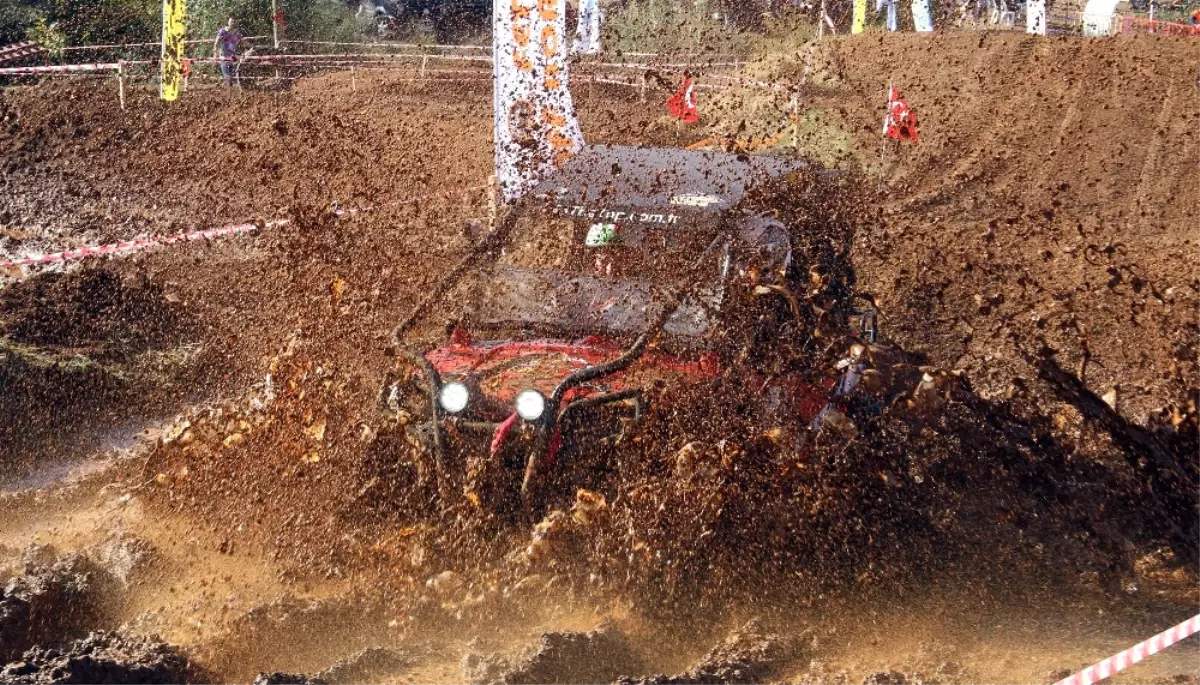 Fethiye\'de 1. Off-Road Şenliği