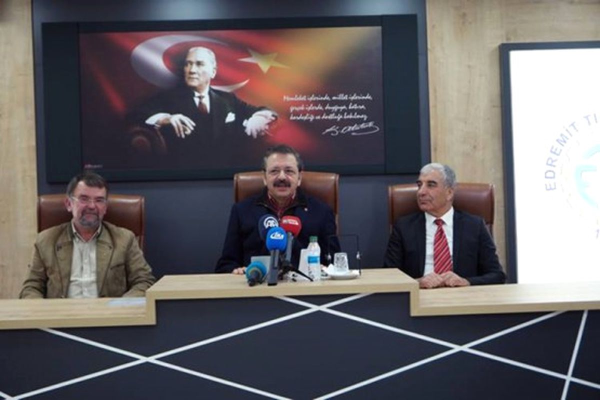 TOBB Başkanı Hisarcıklıoğlu: 16 Saniyede Bir Otomobil İhraç Ediyoruz