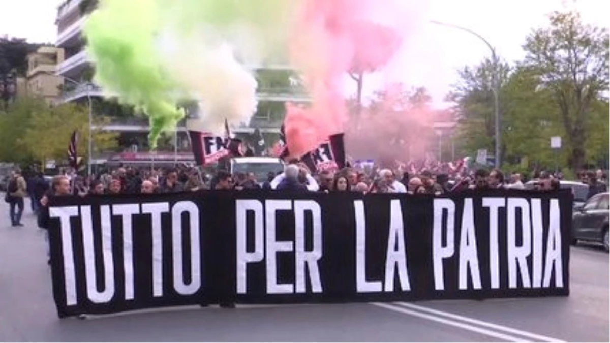 İtalya\'da Göçmen Karşıtı Protesto