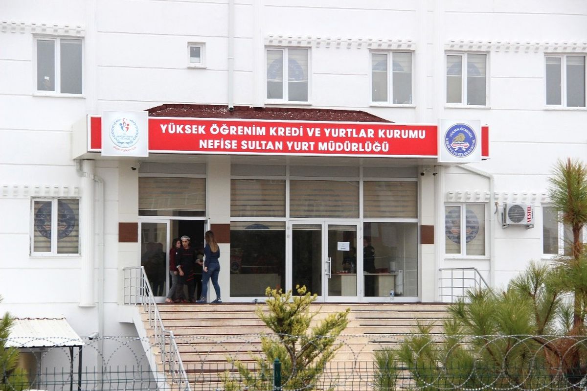 Karaman\'da Kız Yurdunda \'Tehdit\' İddiası