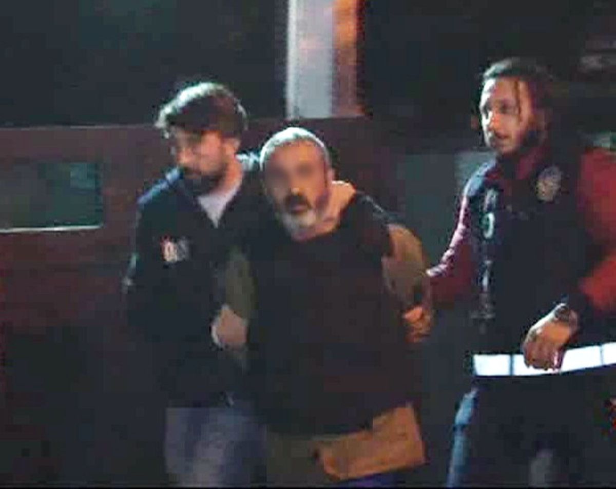 Katil Zanlısı Baba Çelik Yelekle Sağlık Kontrolüne Çıkarıldı