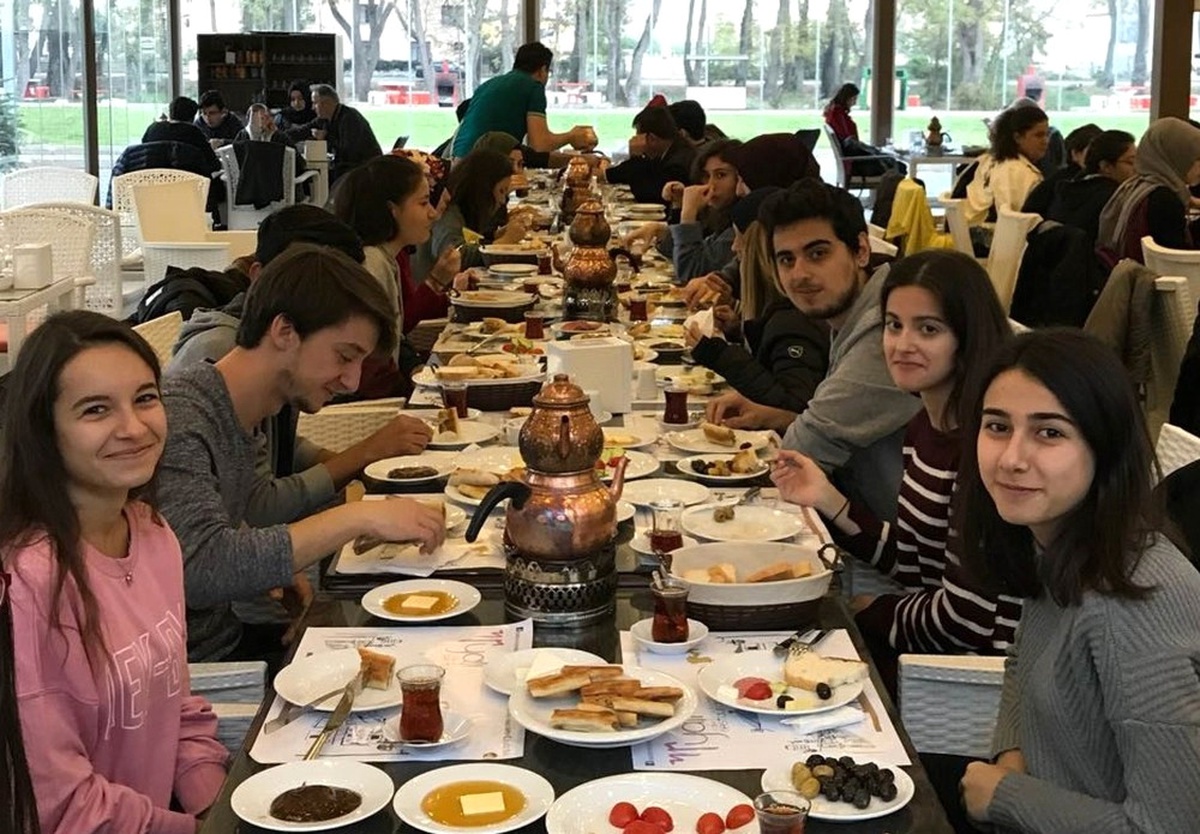Öğrencilere Moral ve Motivasyon Kahvaltısı