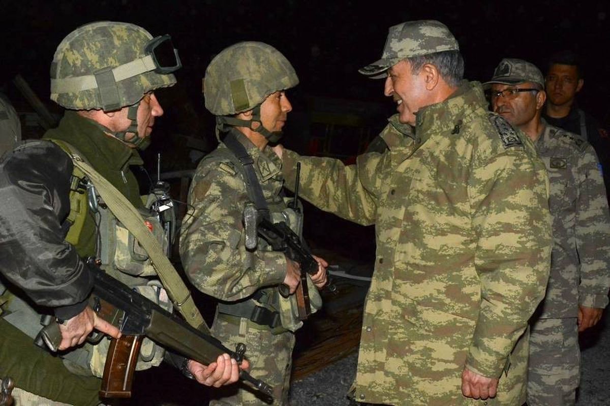 Orgeneral Akar Hakkari\'de