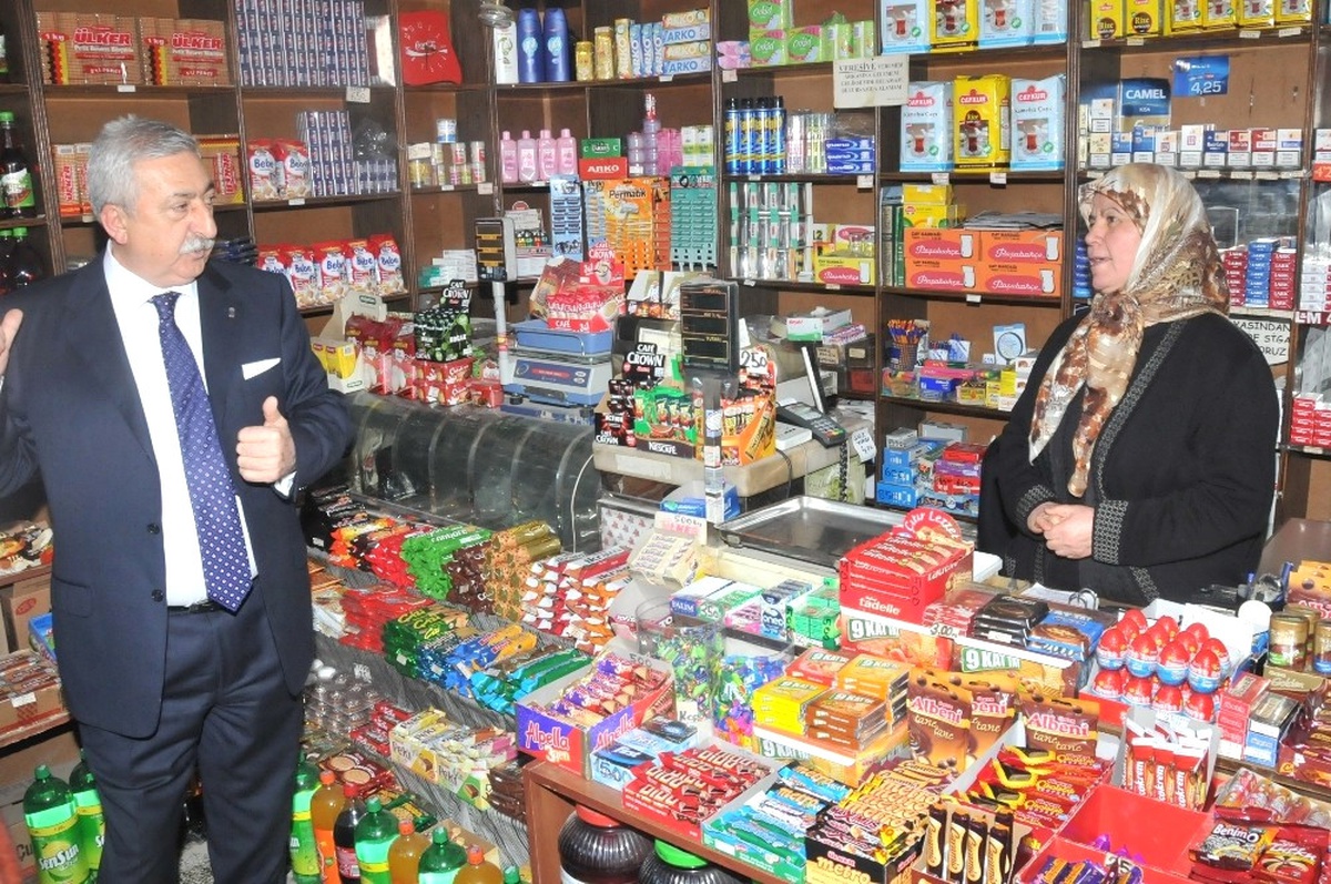Palandöken: "Küçük Esnafın Para Kazanacağı Saatte Yasak Başlıyor"
