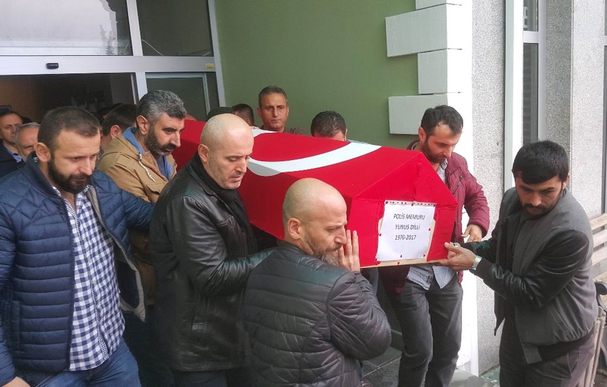 Polis Memuru Kansere Yenik Düştü