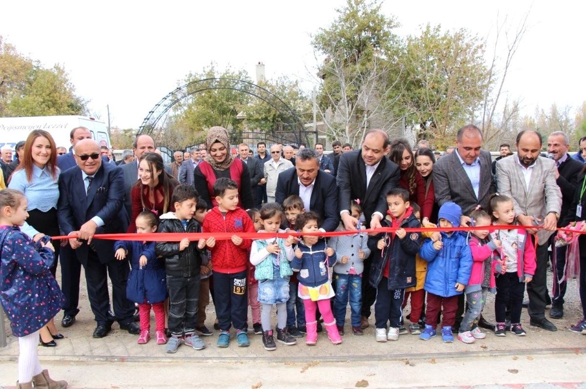 Seydişehir\'e Yeni Kreş ve Gündüz Bakım Evi Açıldı