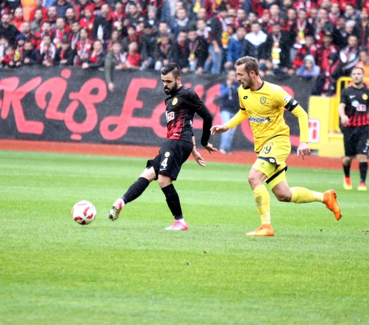 Tff 1. Lig: Eskişehirspor: 1 - Ankaragücü: 3