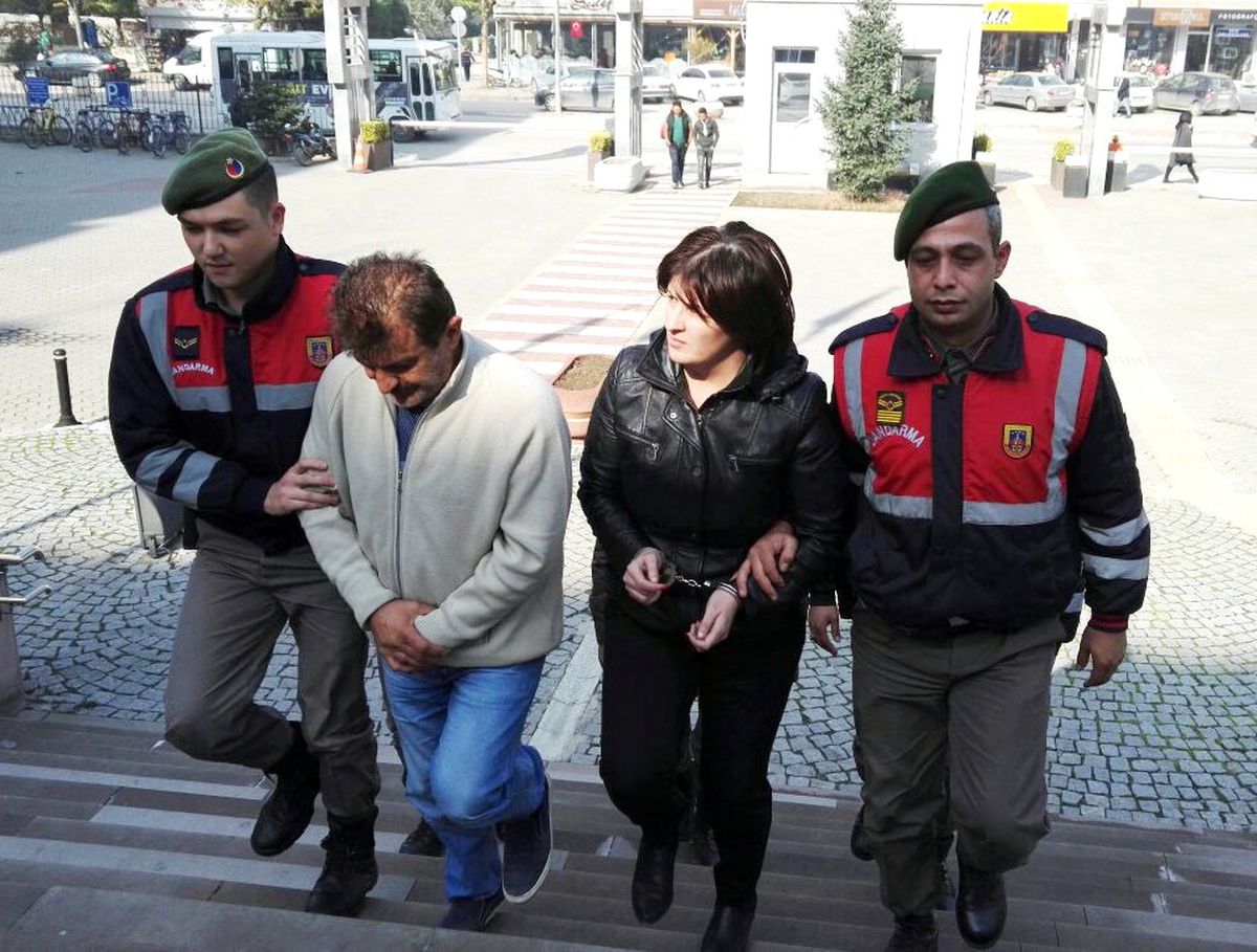 Yaşlı Adam Evlilik Tuzağına Düşmedi