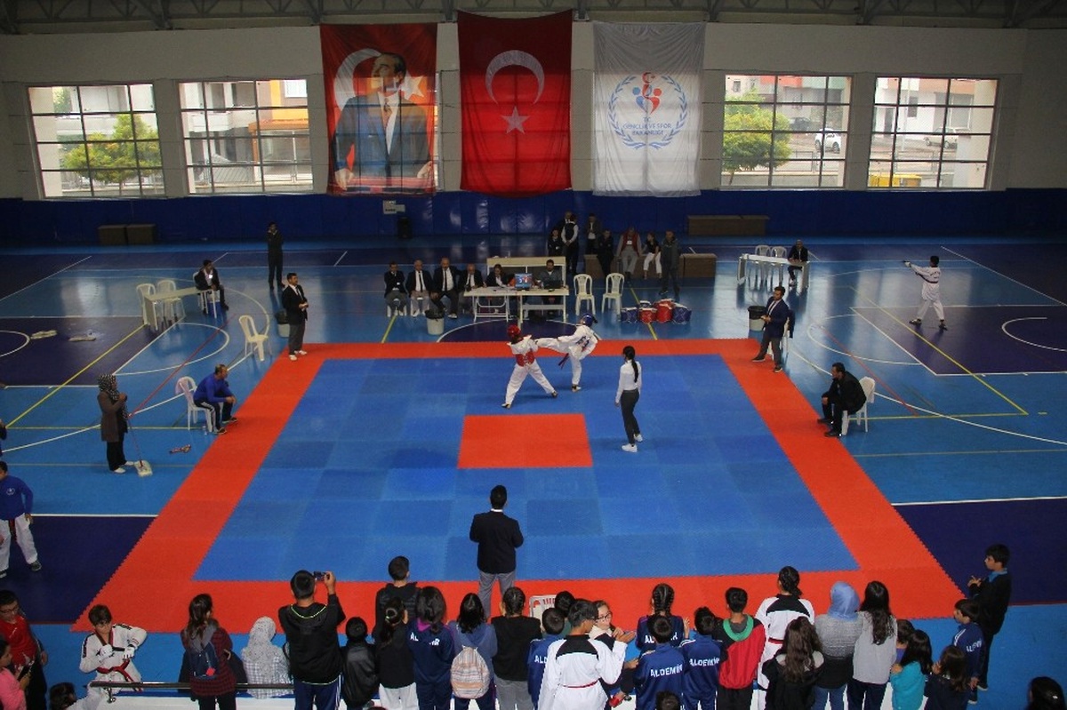 Atatürk\'ü Anma Haftası Taekwondo Müsabakaları Sona Erdi