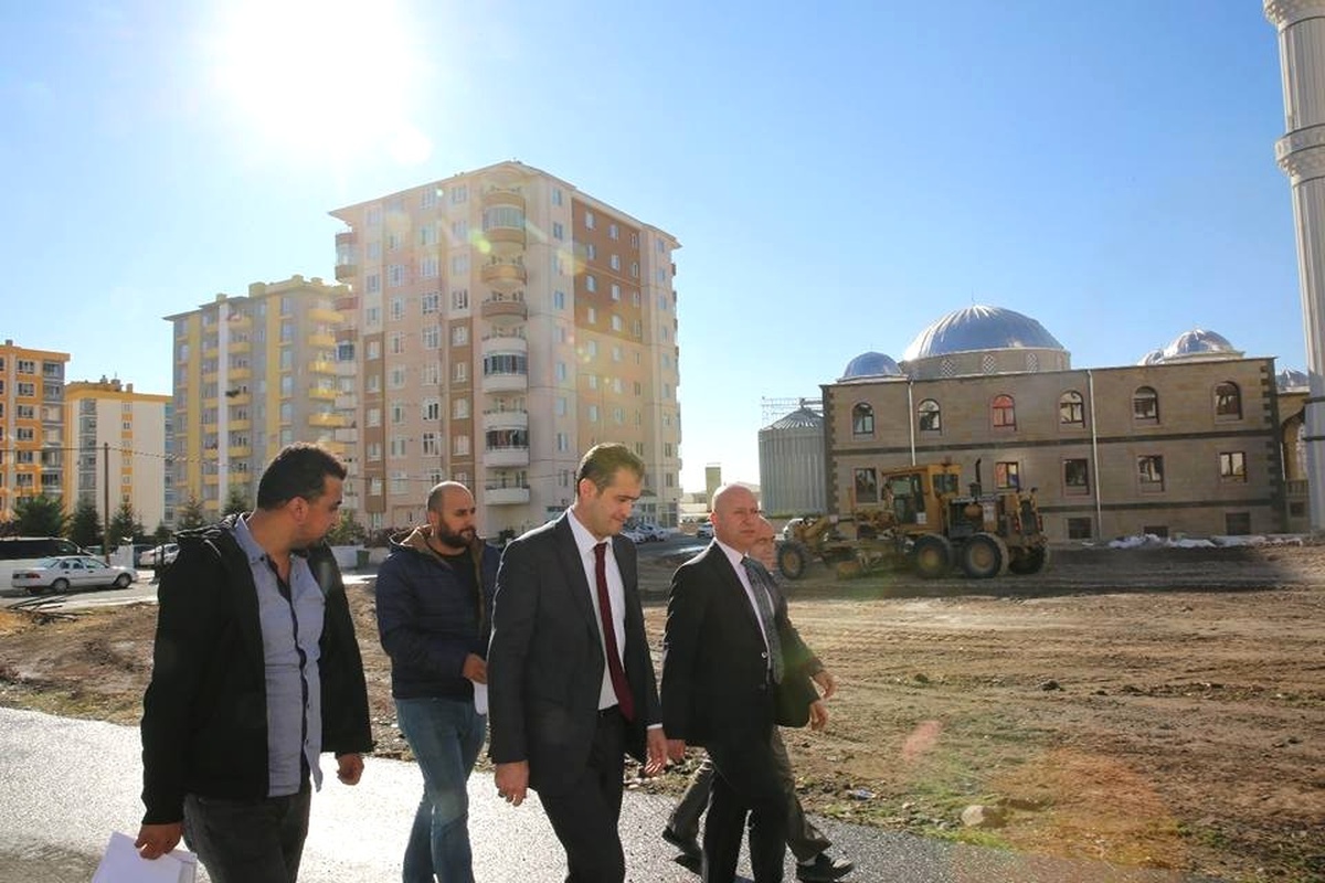 Başkan Çolakbayrakdar, "Daha Yeşil Kocasinan İçin Çalışıyoruz"
