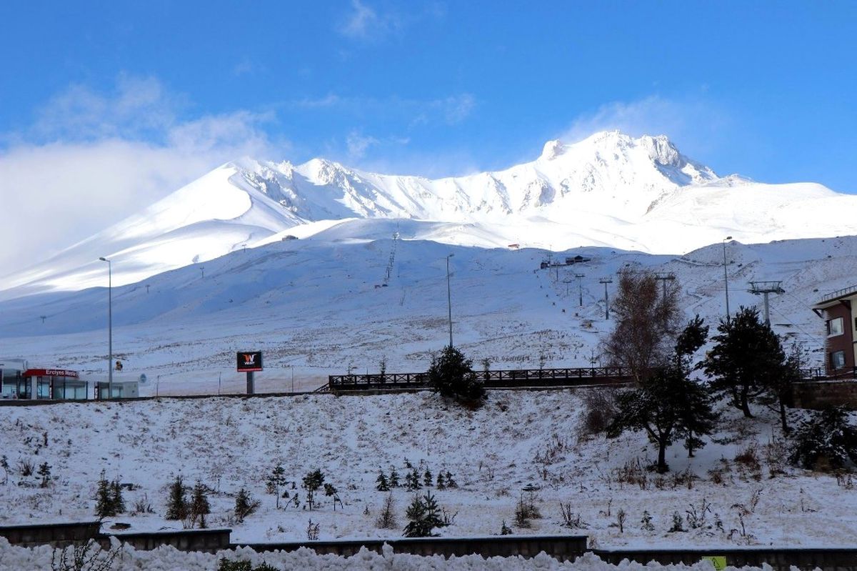 Erciyes\'te Kar Sevinci