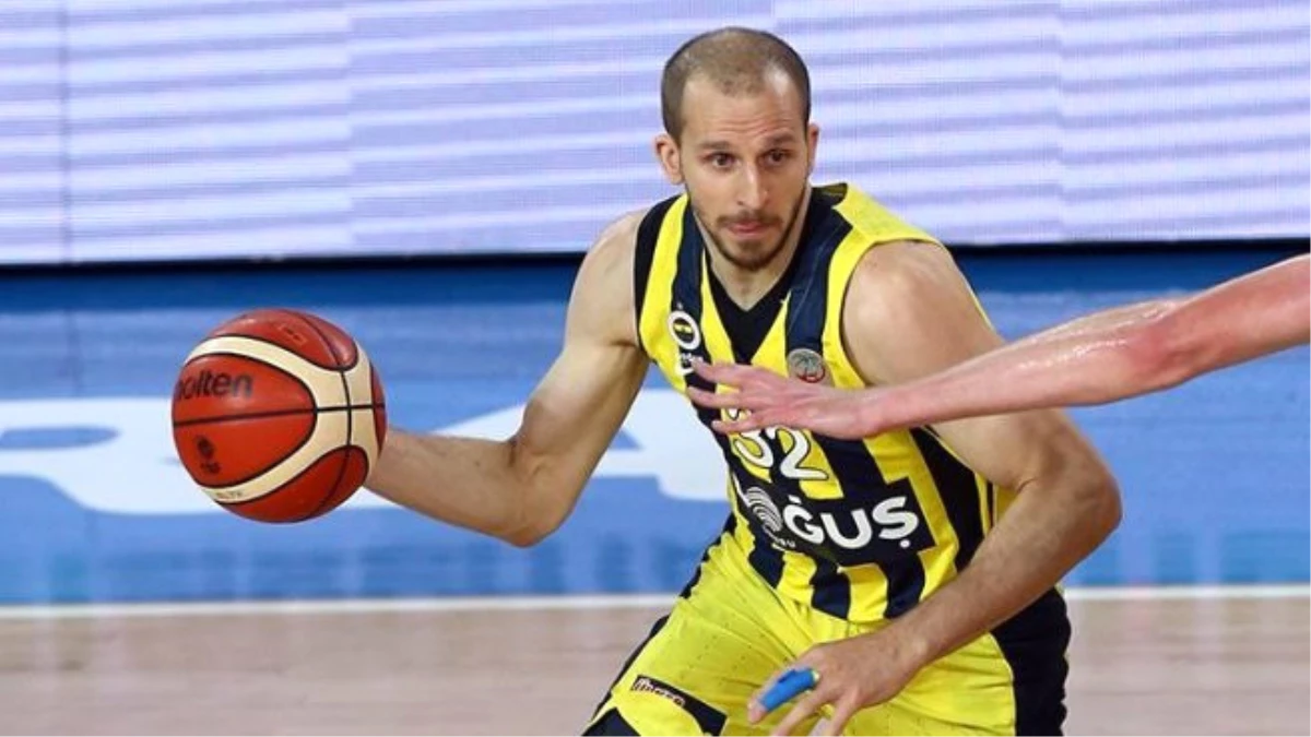 Fenerbahçe Doğuşlu Türk Basketbolcular, Milli Takımda Forma Giyemeyeceklerini Açıkladı