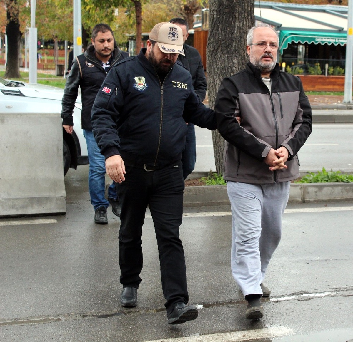 Fetö Şüphelisi 9 Kişi Adliyeye Sevk Edildi