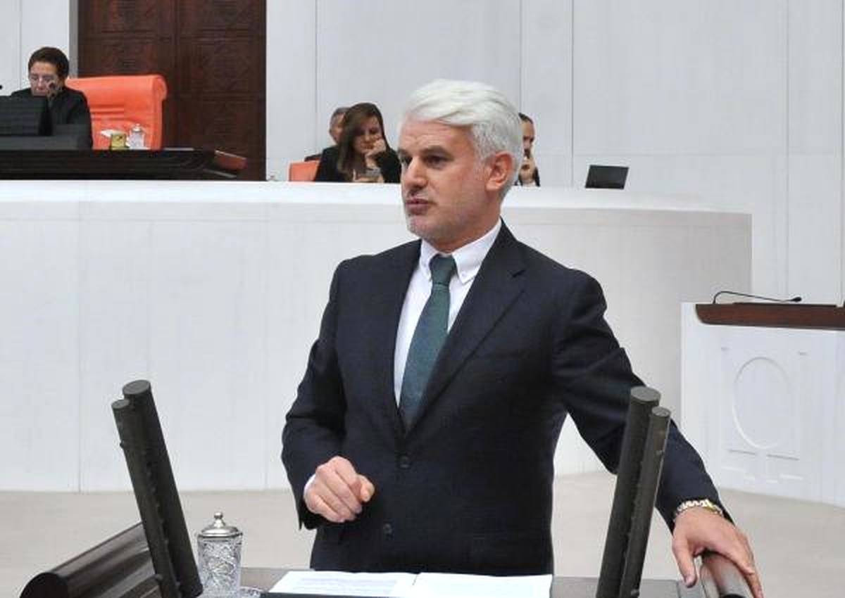 İsteyen Adıyla Soyadındaki Hatayı Mahkeme Kararı Olmadan Düzelttirebilecek