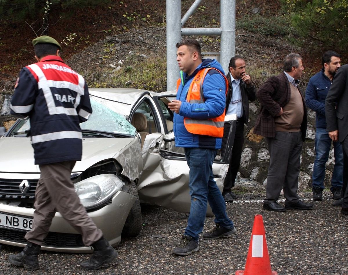 Karabük\'te Trafik Kazası: 4 Yaralı
